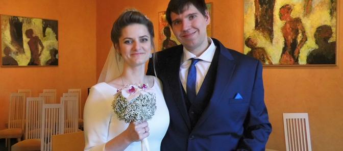 Glückliches Ehepaar Ehepaar Ekaterina und Jochen